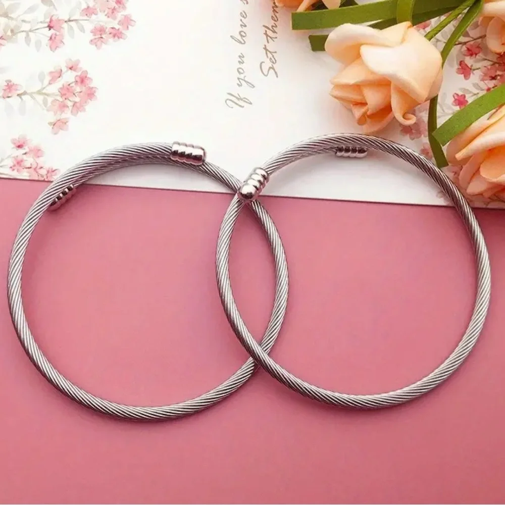 NEW 🤍 Stainless Steel Minimalistic Simple Open Unisex Bracelet